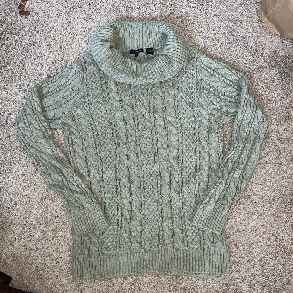 JEANNE PIERRE Green Cable Knit Turtleneck Sweater